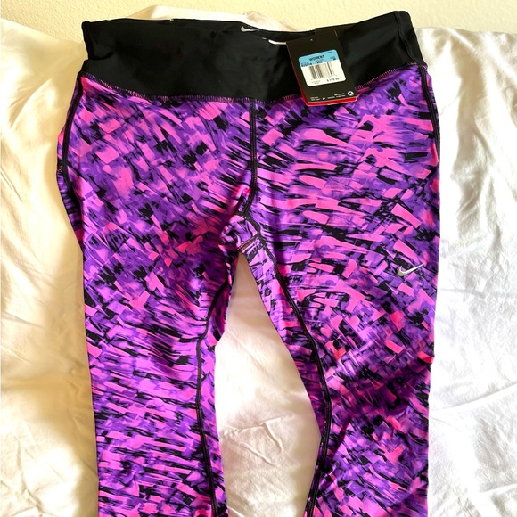 Nike Pants - 🌸🌺 NWT: Nike Epic Lux Tight Fit Running Tights, Size M